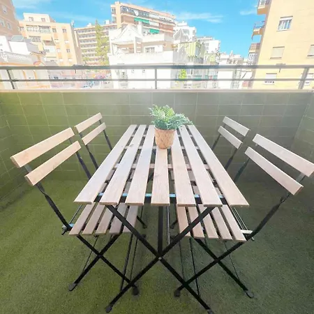 Large & Cozy Centrally