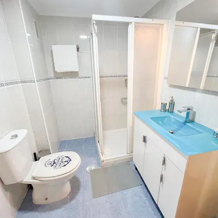 Large & Cozy Centrally *