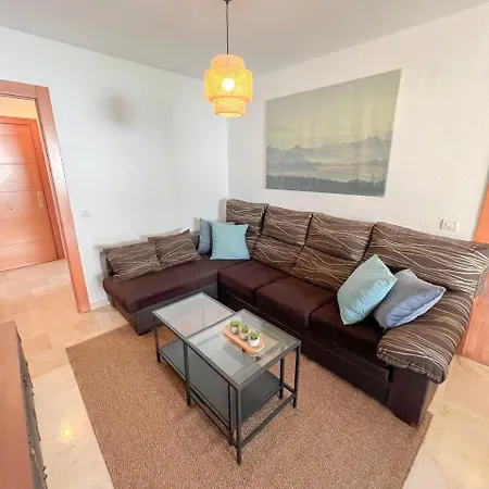 Large & Cozy Centrally Apartamento *