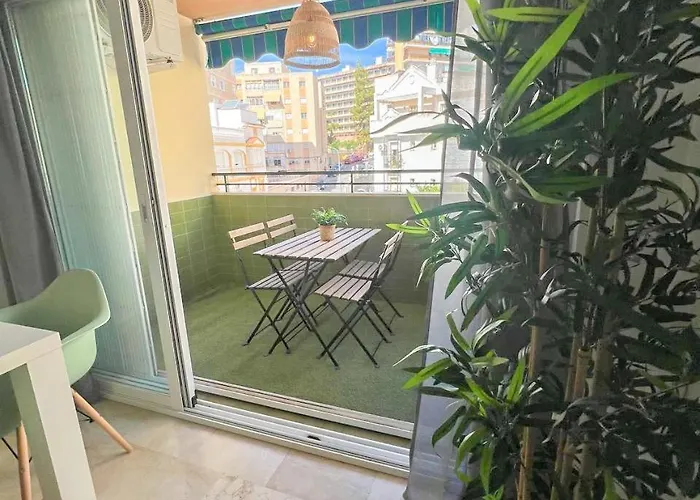 Large & Cozy Centrally Appartement