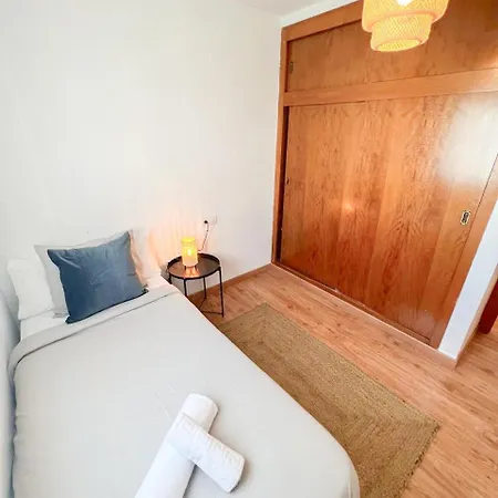 아파트 Large & Cozy Centrally