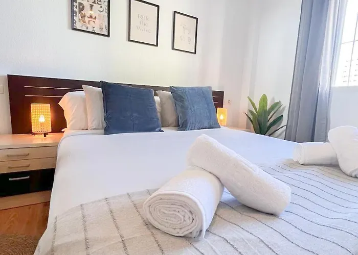 Lägenhet Large & Cozy Centrally